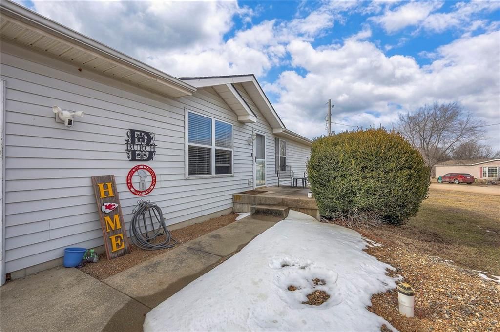 66 Iowa Drive — photo 3