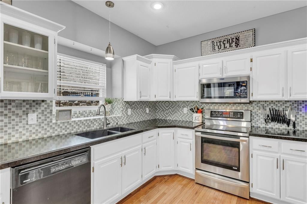 1820 SE Ridgewood Drive — photo 11