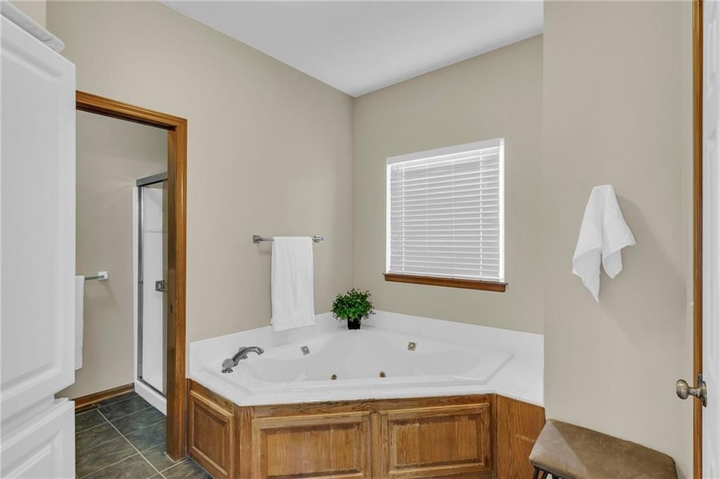 1820 SE Ridgewood Drive — photo 24