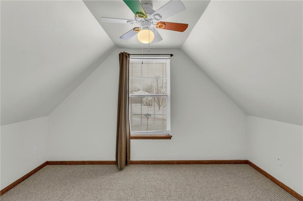 1820 SE Ridgewood Drive — photo 31