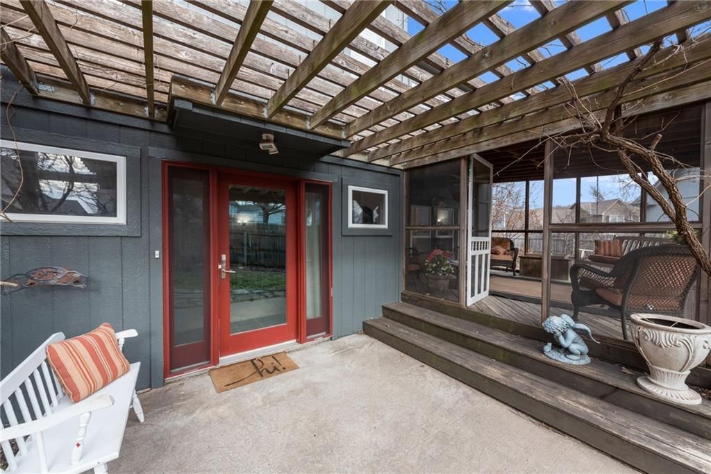 1820 SE Ridgewood Drive — photo 50