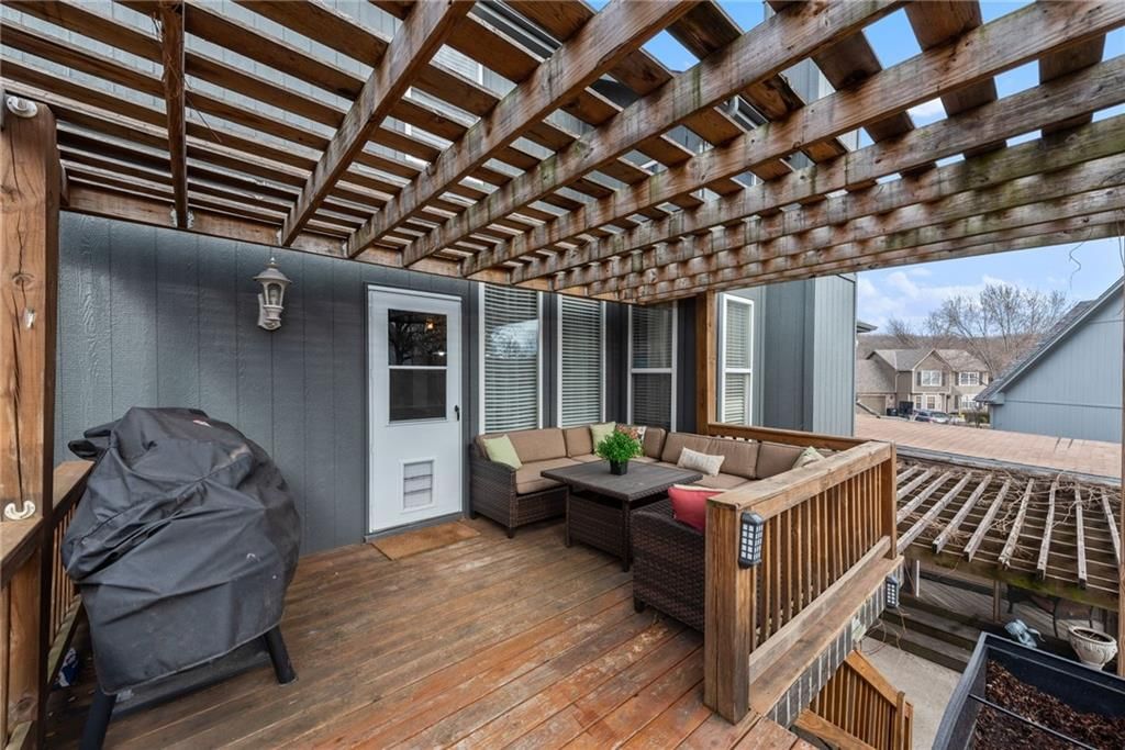 1820 SE Ridgewood Drive — photo 52