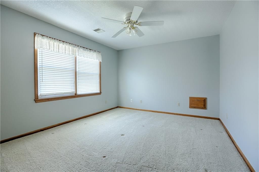 740 N Persimmon Drive — photo 21