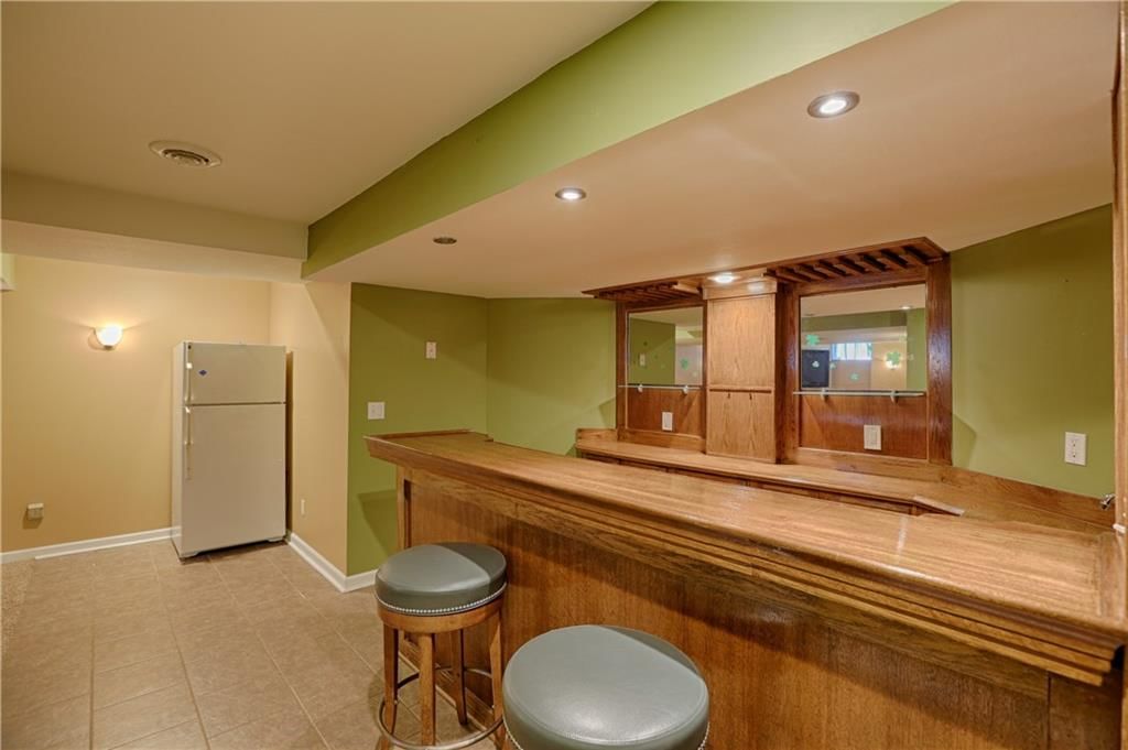 740 N Persimmon Drive — photo 29