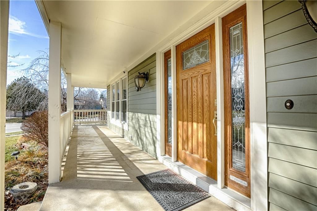 740 N Persimmon Drive — photo 4