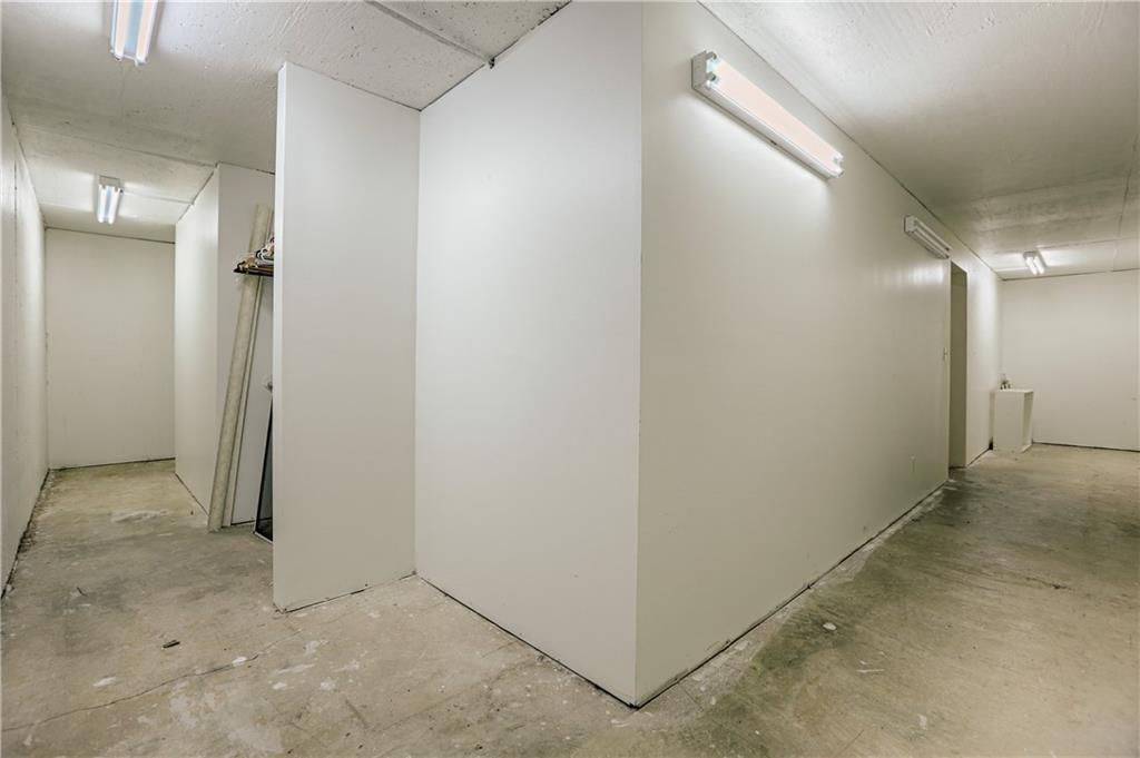 740 N Persimmon Drive — photo 35