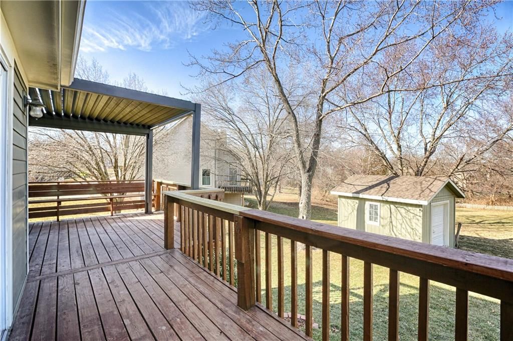 740 N Persimmon Drive — photo 36