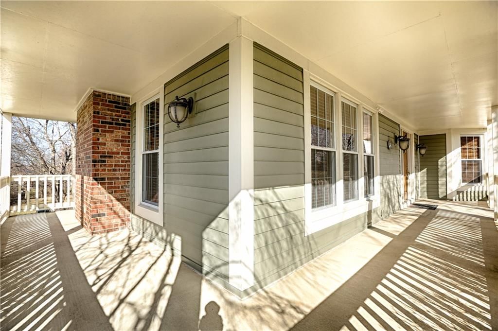 740 N Persimmon Drive — photo 38