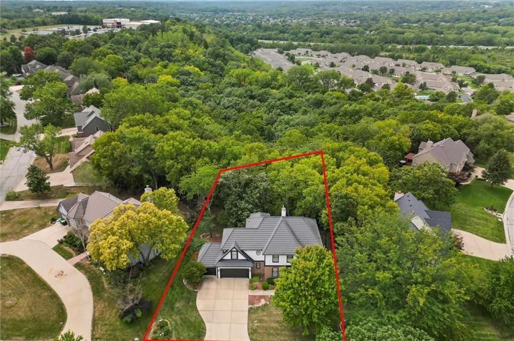 6104 NE Fairview Road — photo 3