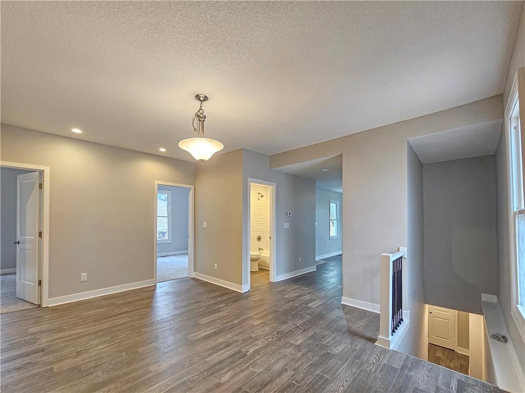 805 S Main Street — photo 11