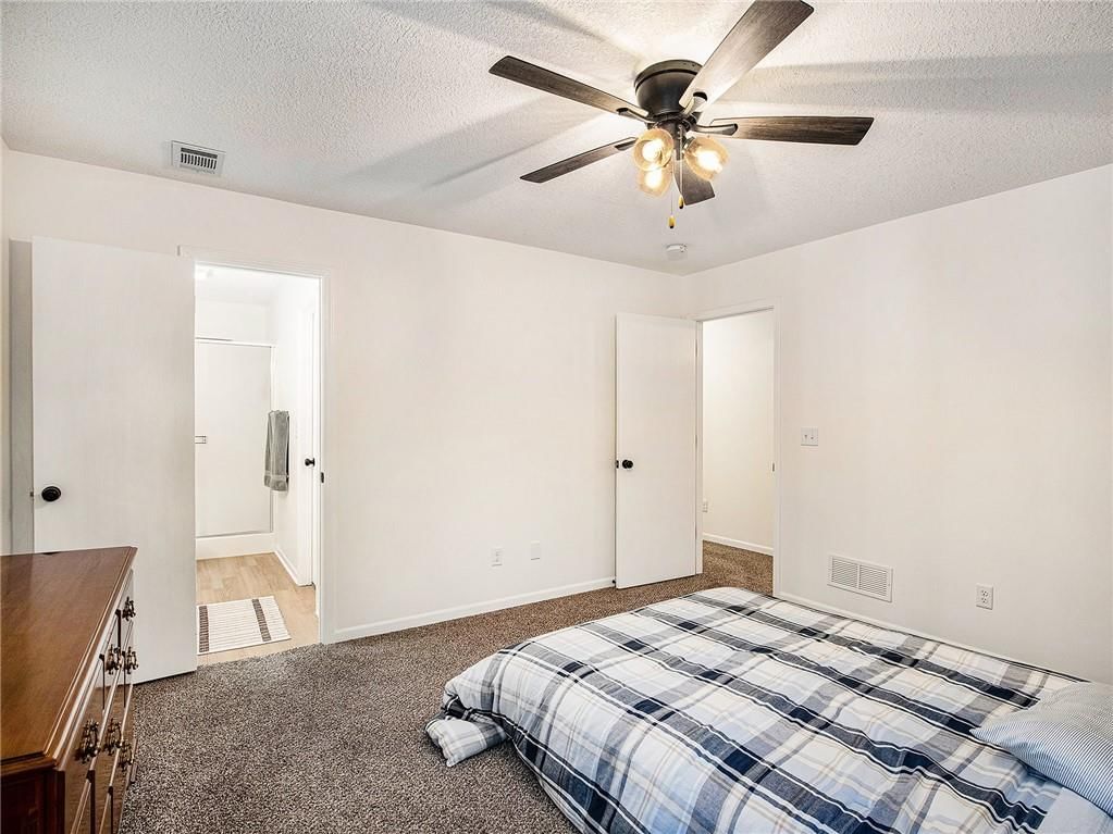 1005 SW Blue Branch Drive — photo 12
