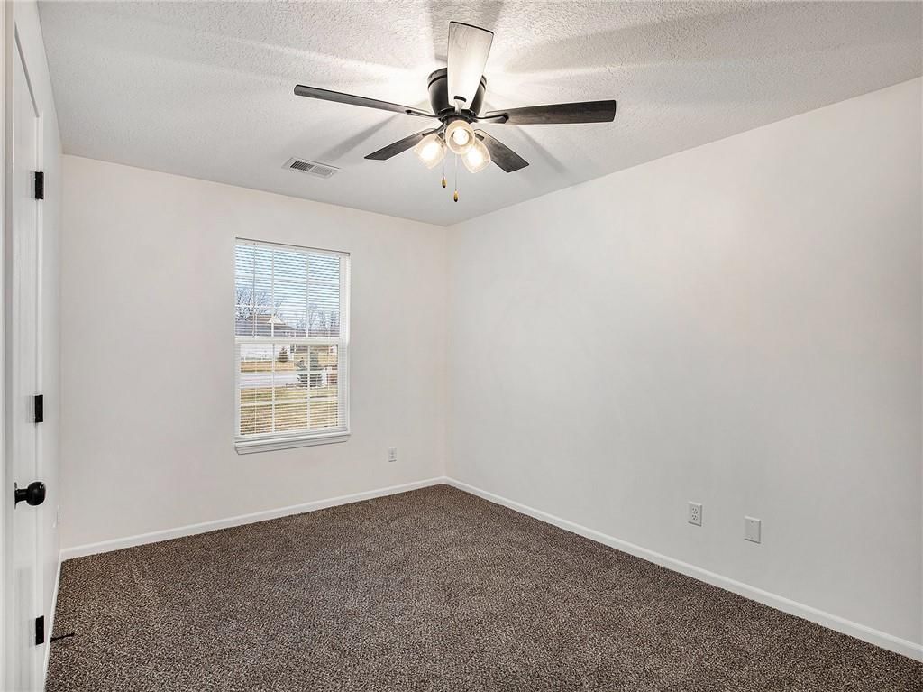 1005 SW Blue Branch Drive — photo 15