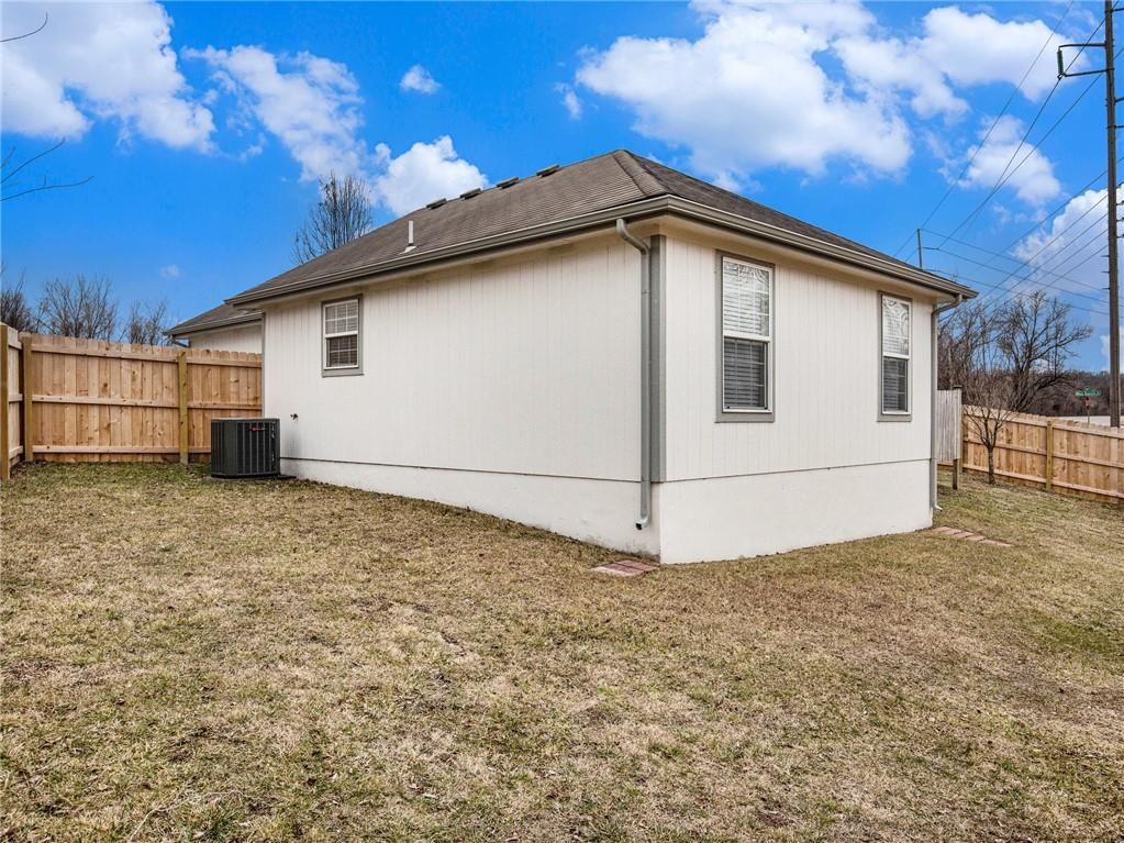 1005 SW Blue Branch Drive — photo 17