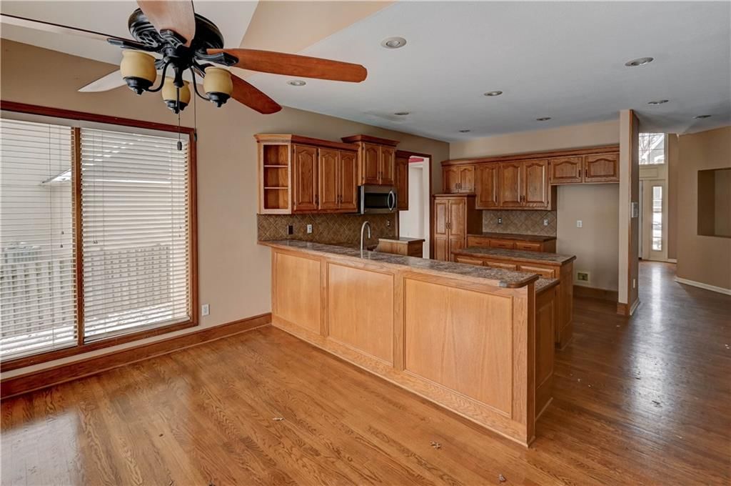 14343 W 142 Terrace — photo 17