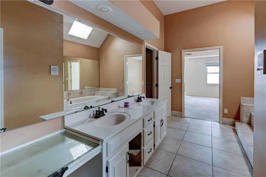 14343 W 142 Terrace — photo 28