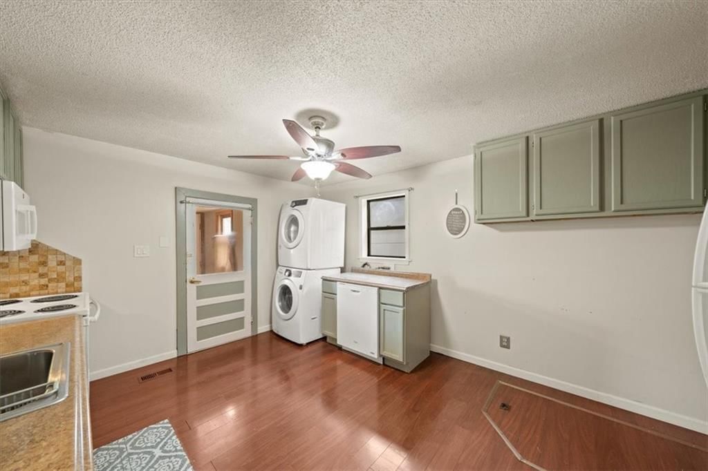 924 Osage Street — photo 11