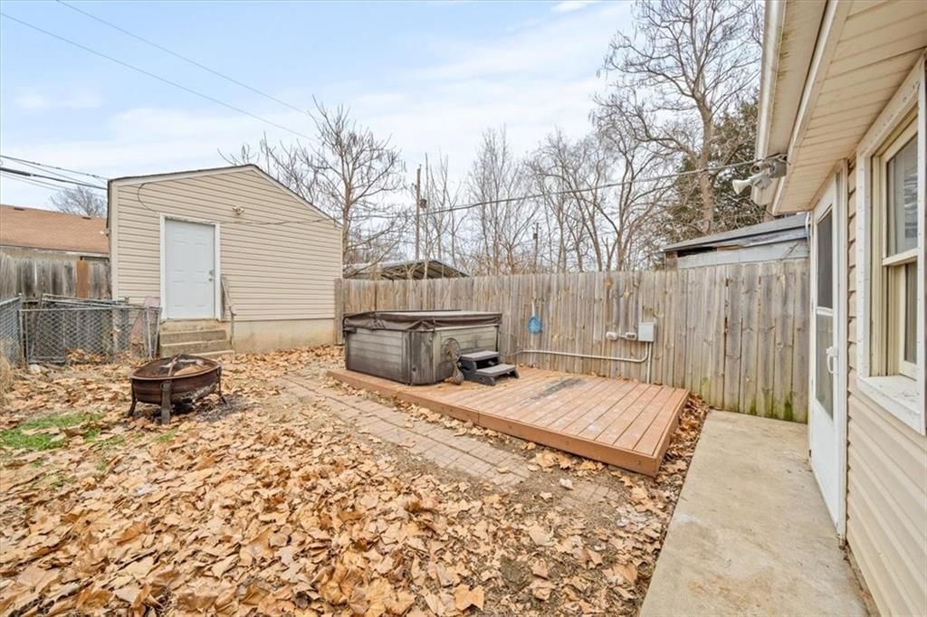 924 Osage Street — photo 16