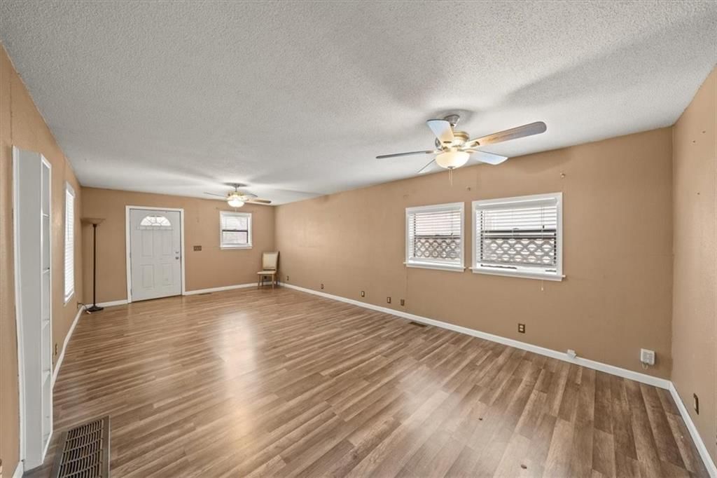 924 Osage Street — photo 6