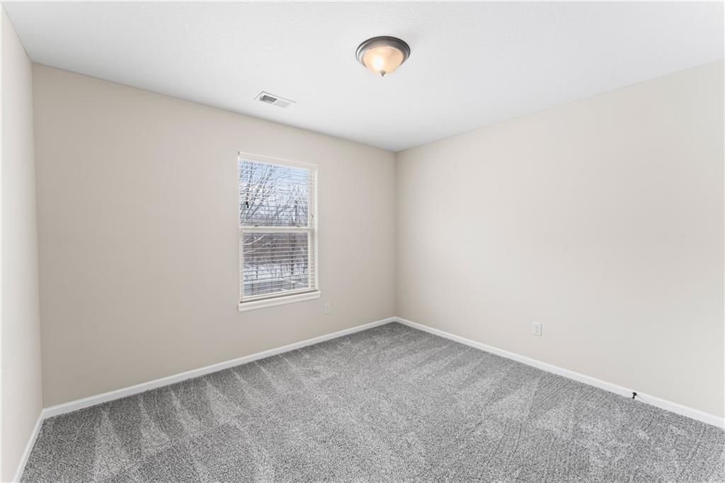 19201 NE Switchgrass Drive — photo 29