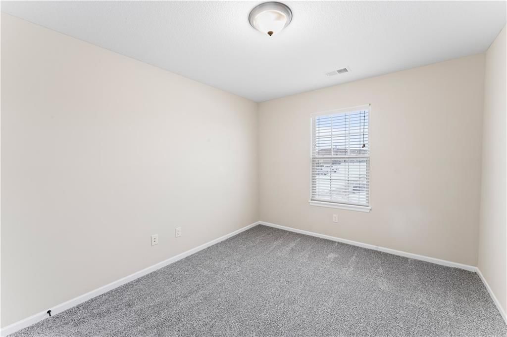19201 NE Switchgrass Drive — photo 37