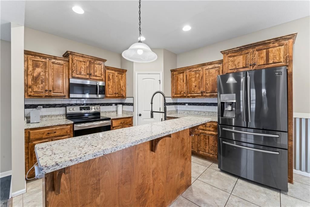 19201 NE Switchgrass Drive — photo 9
