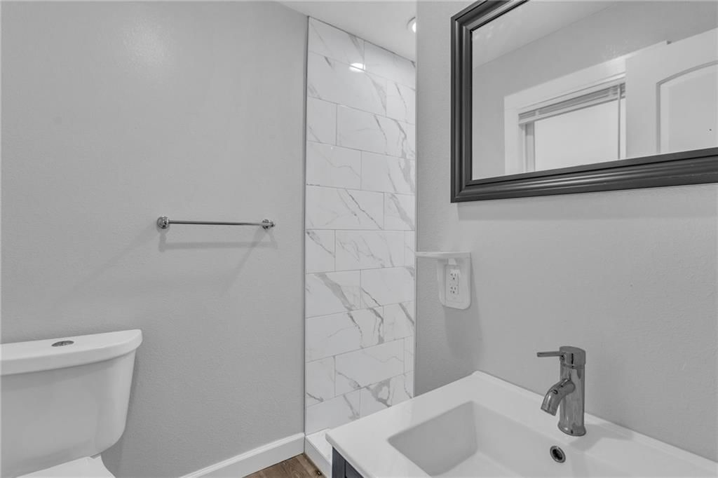 6210 E 109th Street — photo 32
