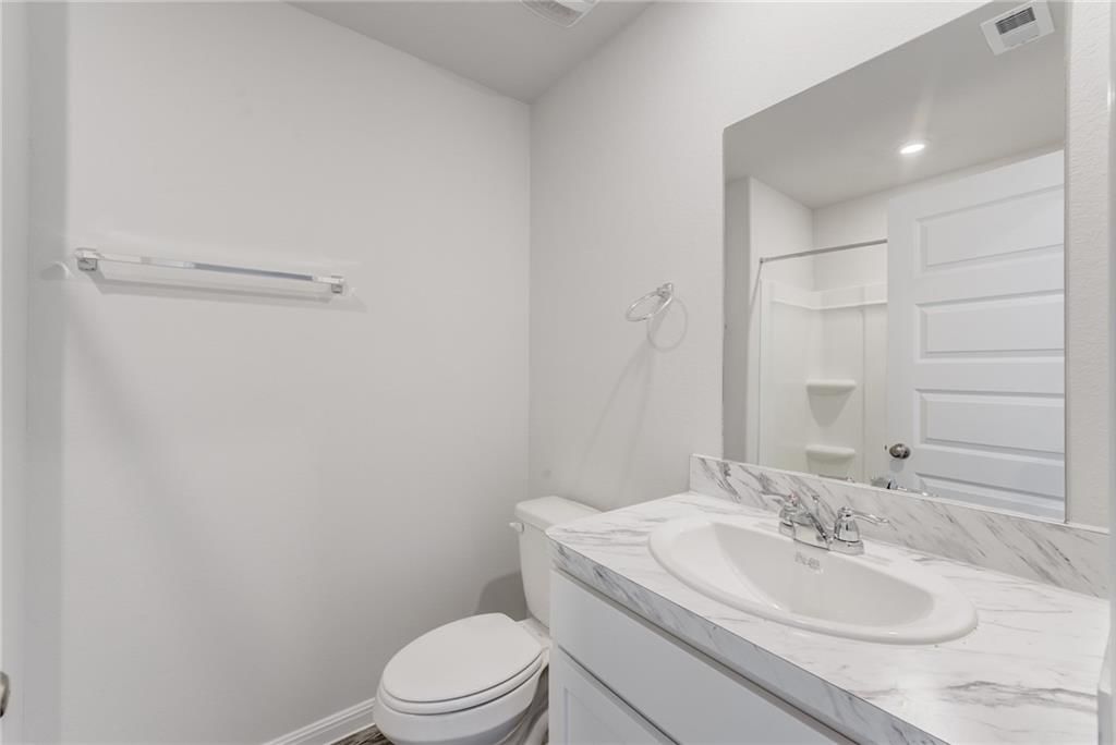 1709 E 41st Street — photo 15