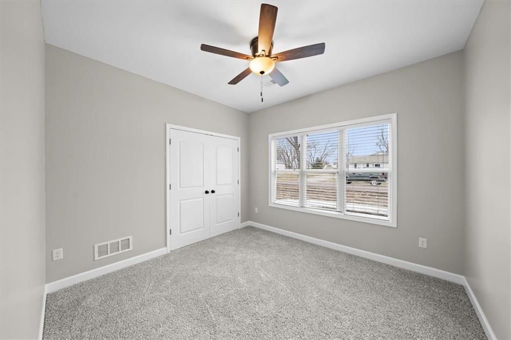 301 S Jefferson Street — photo 20