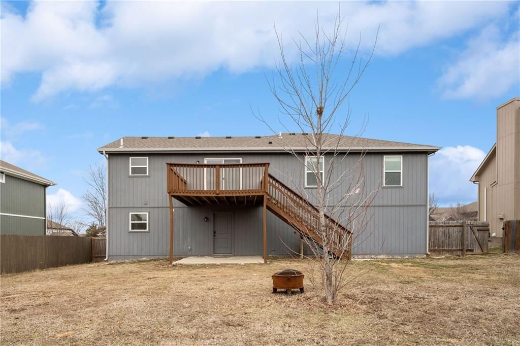 21631 Johnson Street — photo 31