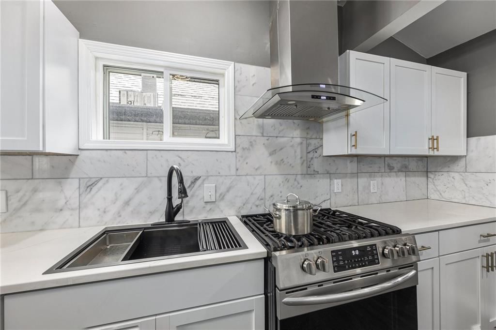 810 Monroe Avenue — photo 12