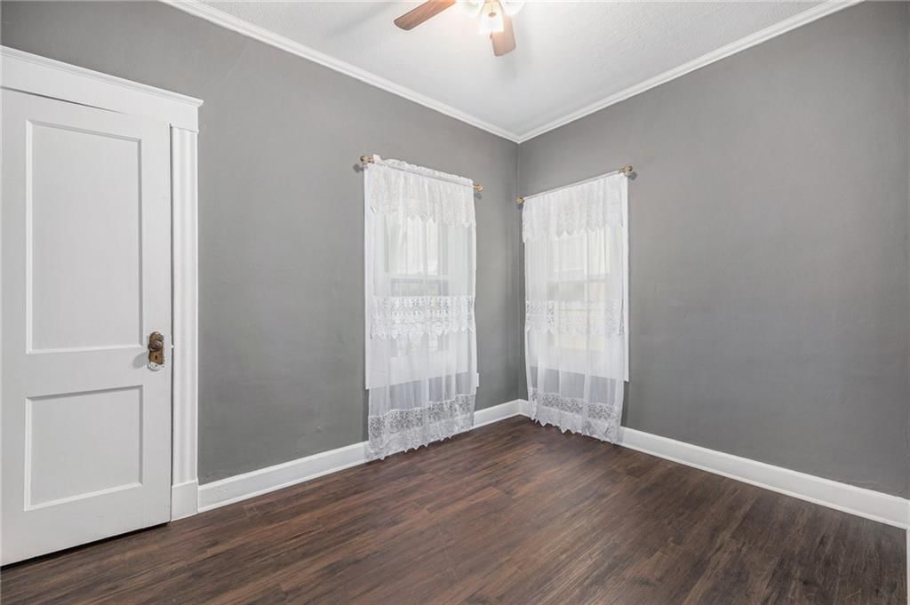 810 Monroe Avenue — photo 18
