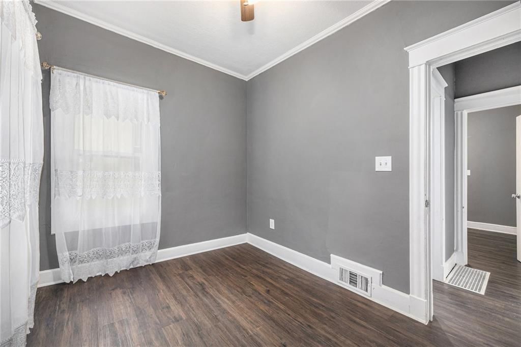 810 Monroe Avenue — photo 19