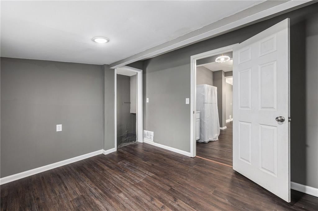 810 Monroe Avenue — photo 20