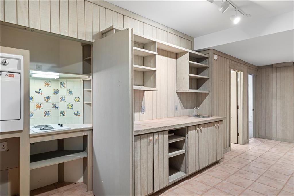 13767 Pembroke Circle — photo 30