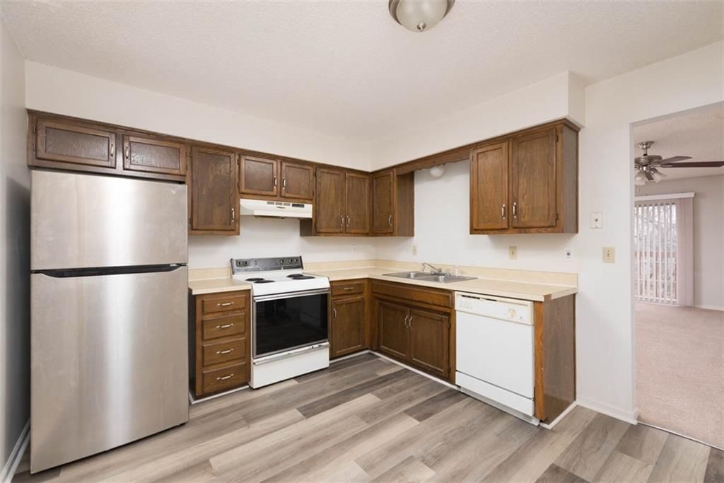 219 NW Barr Road — photo 5