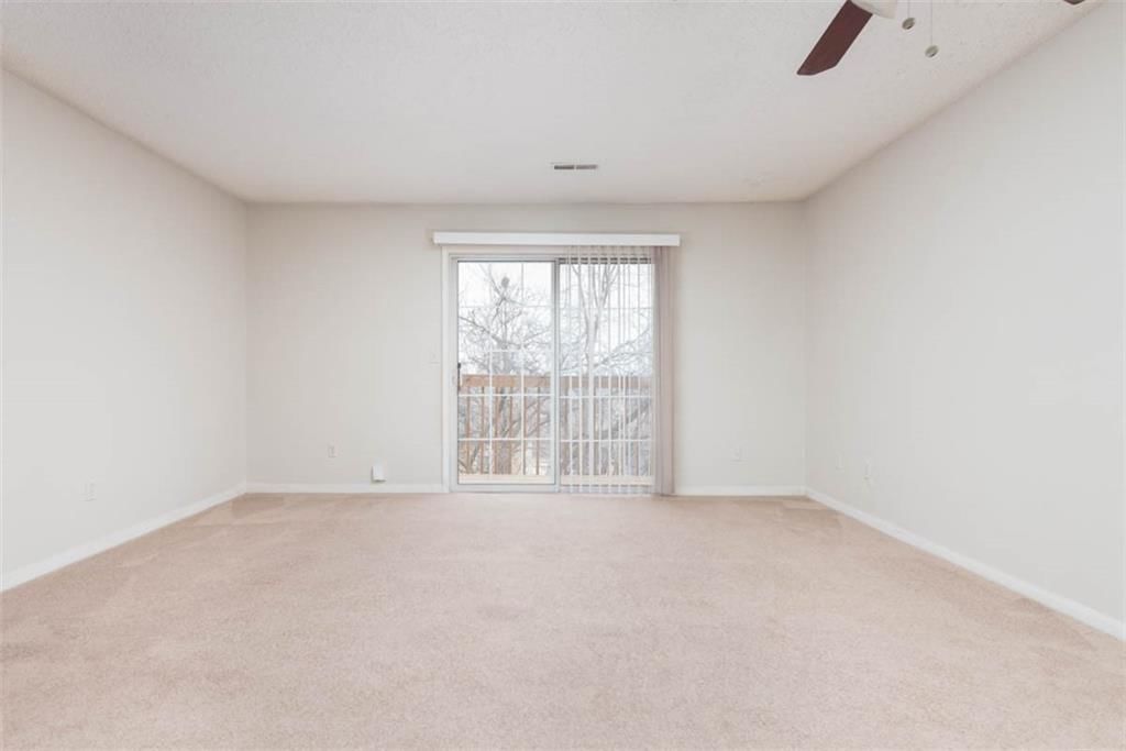 219 NW Barr Road — photo 8