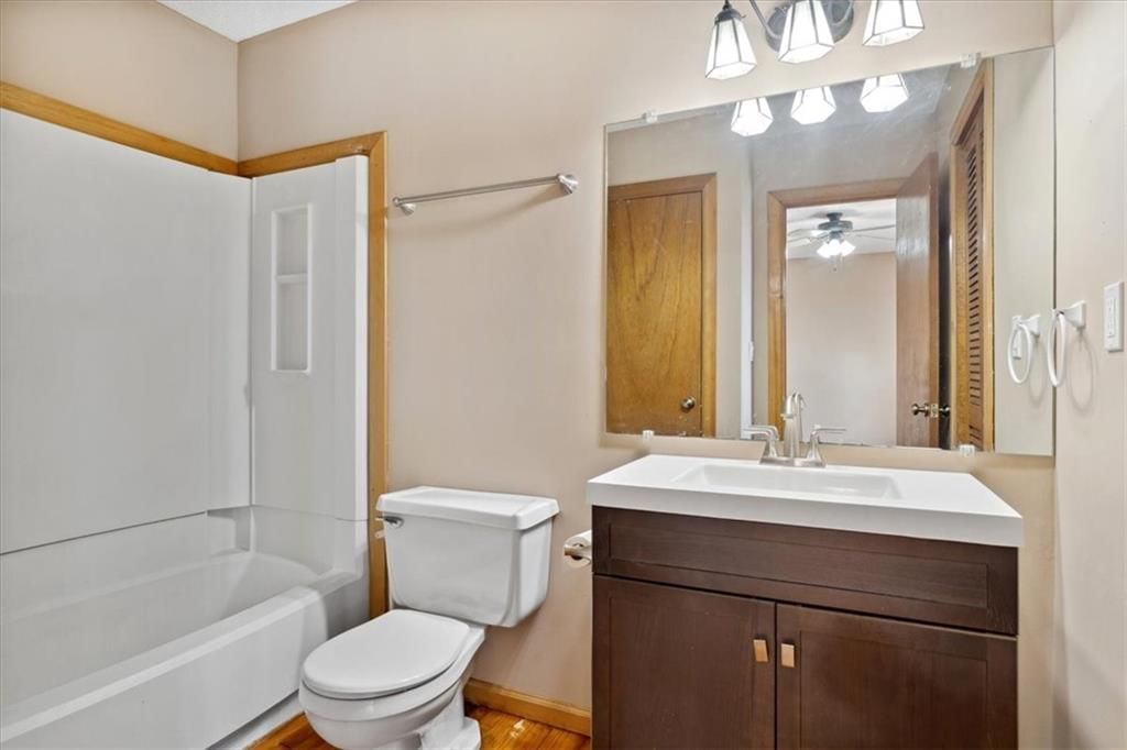 10111 Steele Road — photo 12