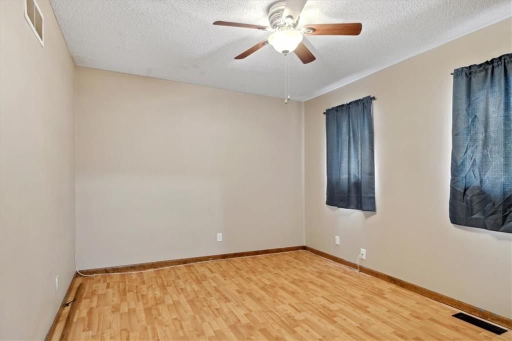 10111 Steele Road — photo 13