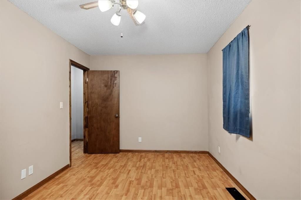 10111 Steele Road — photo 16
