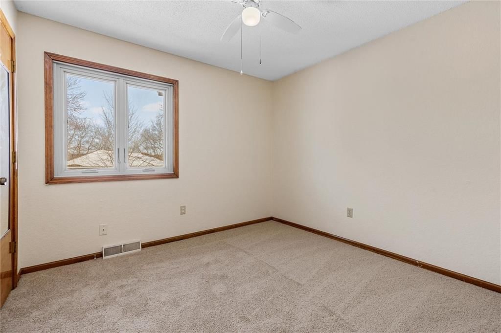 105 Ravenwood Drive — photo 24