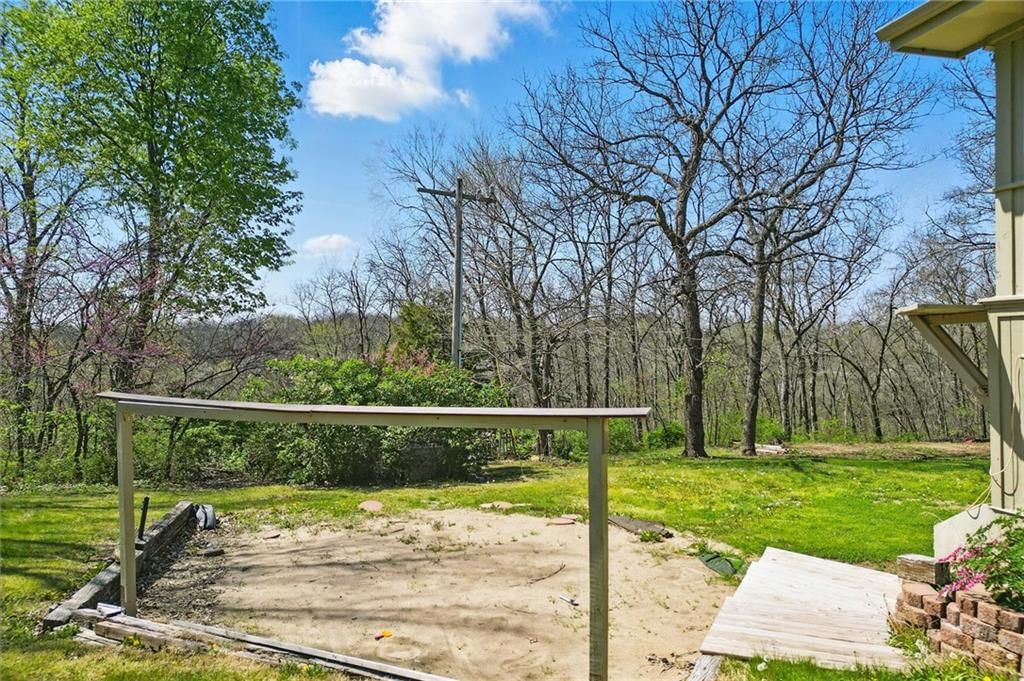 105 Ravenwood Drive — photo 38