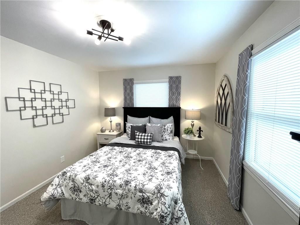 4022 S Forest Avenue — photo 25