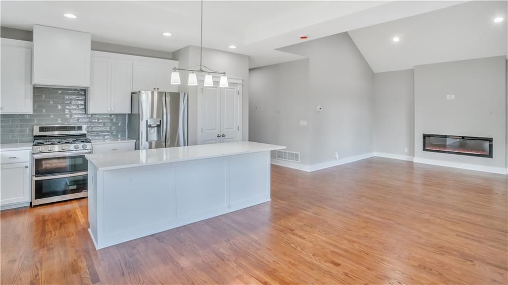 720 Chestnut Avenue — photo 2