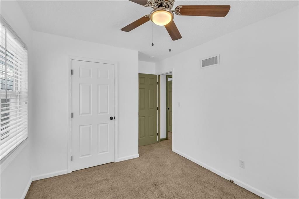 16100 Hight Avenue — photo 16