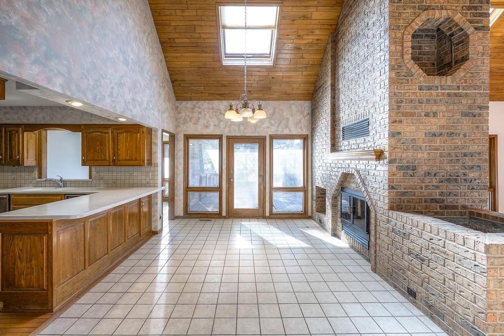 5013 W 112th Terrace — photo 17