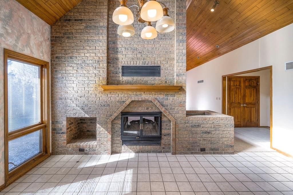 5013 W 112th Terrace — photo 18
