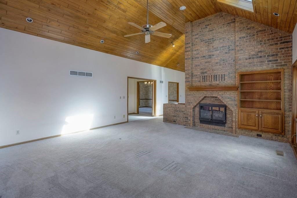 5013 W 112th Terrace — photo 10