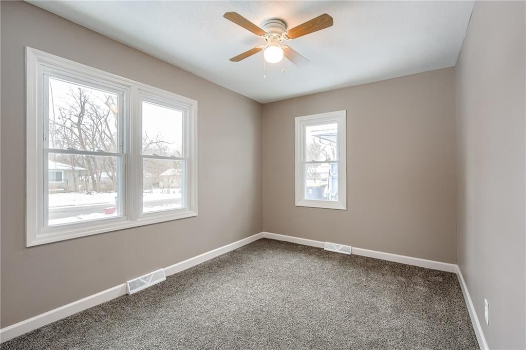 11316 Booth Avenue — photo 18