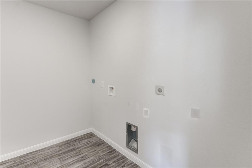1707 E 41st Street — photo 5