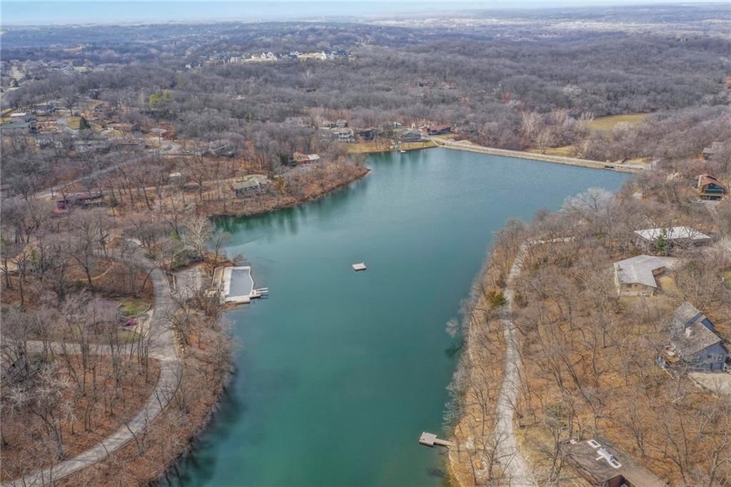 4847 Black Swan Drive — photo 36